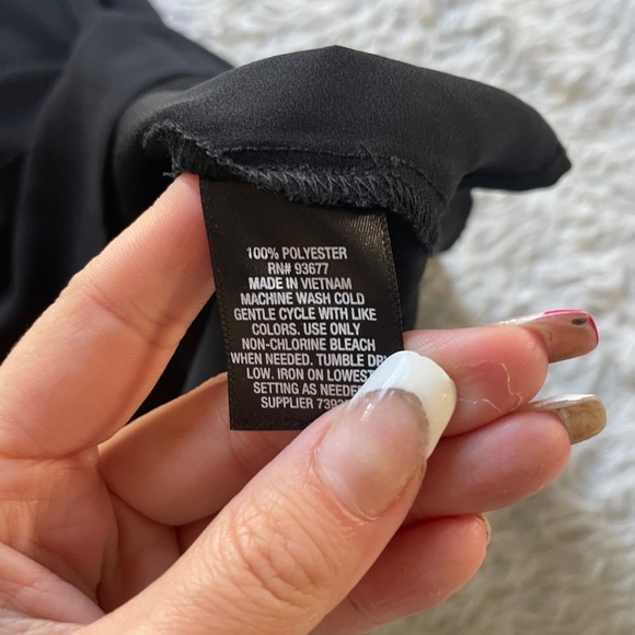 Worthington Black Chiffon top - Picture 3 of 5